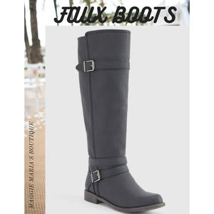 Ride Around Faux Leather Boot {Size 12}
